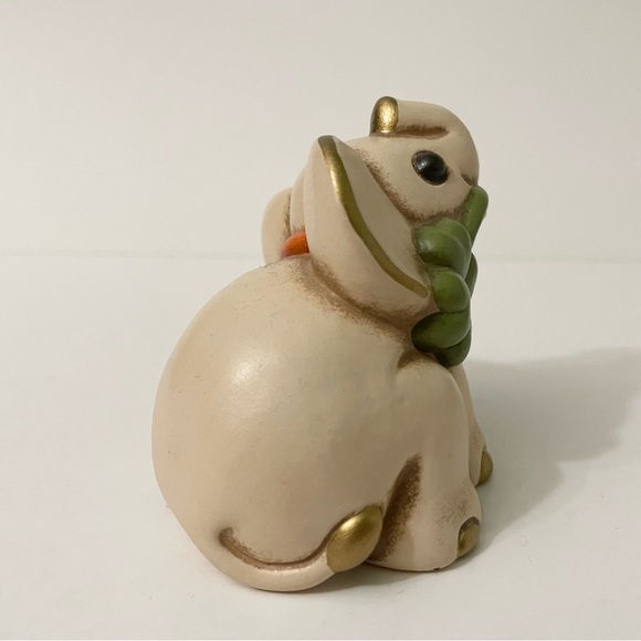 Vintage Thun Elephant Figurine with Clover 3” Tall - Picture 15 of 15